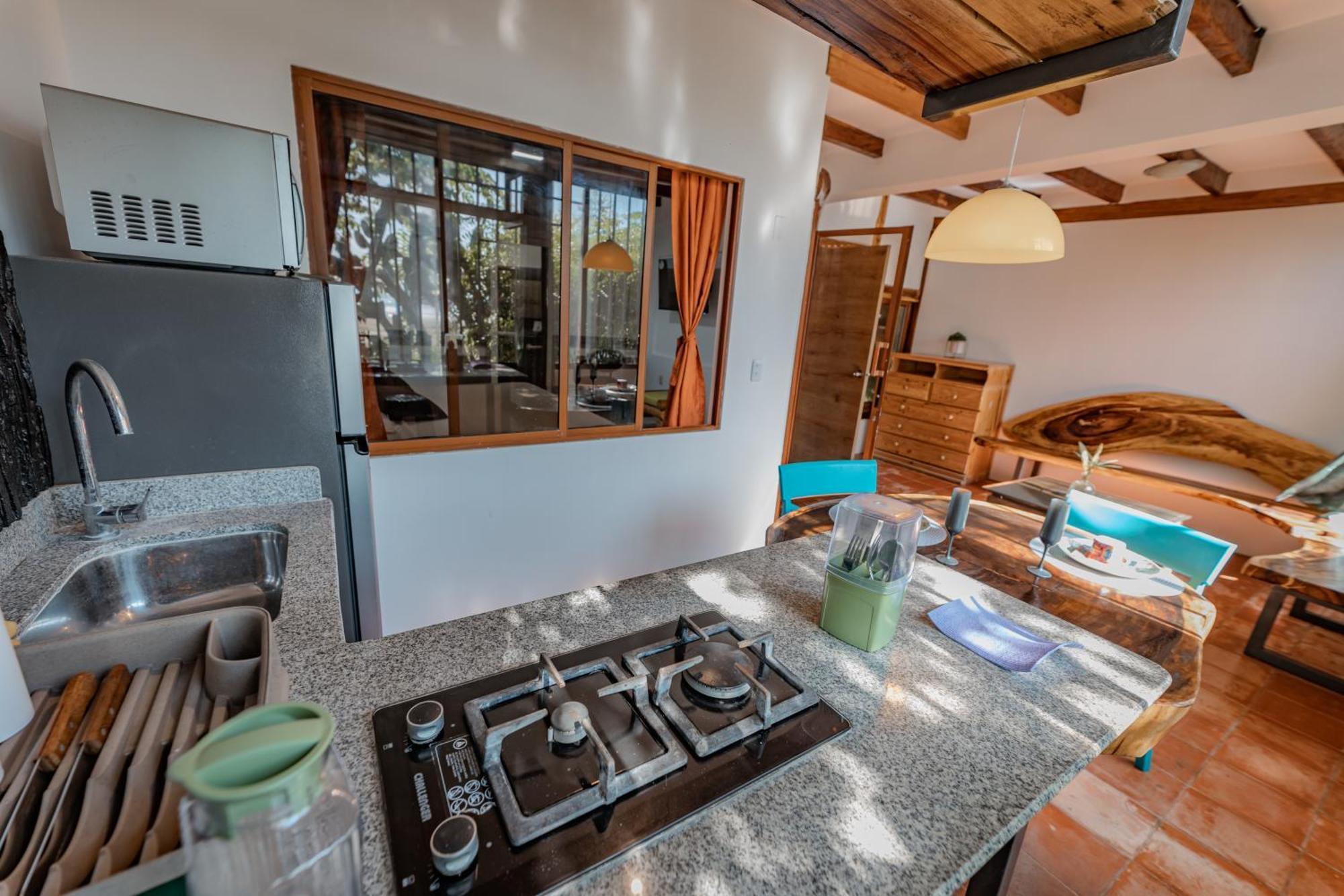 Hotel Nantu Hosteria Puerto López エクステリア 写真