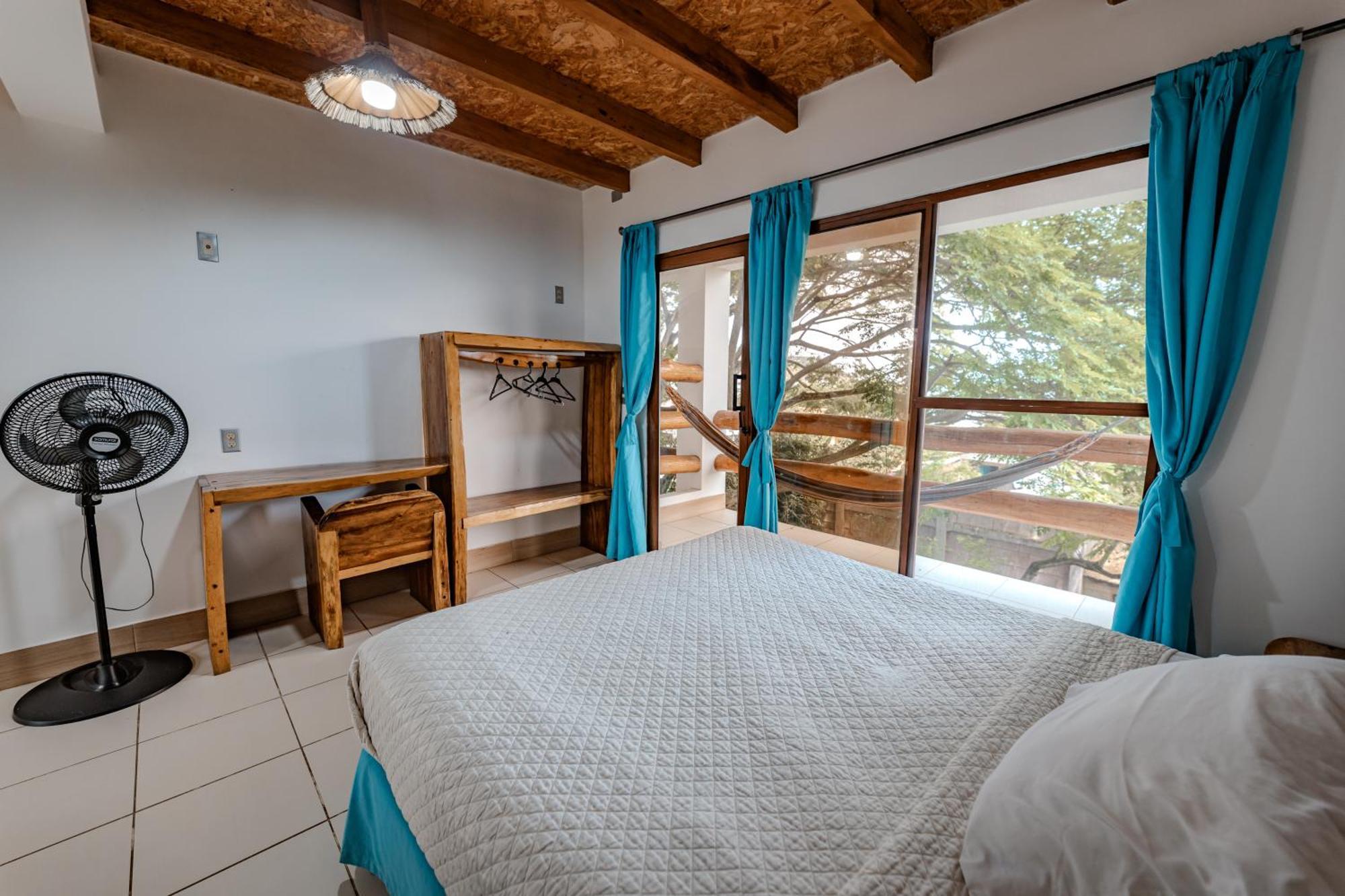 Hotel Nantu Hosteria Puerto López エクステリア 写真