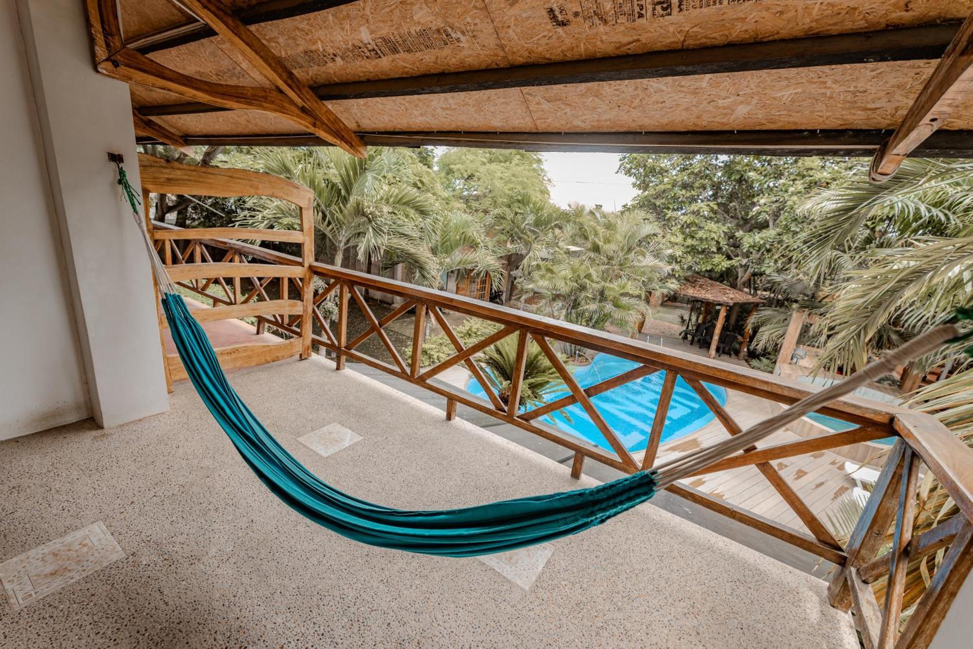 Hotel Nantu Hosteria Puerto López エクステリア 写真